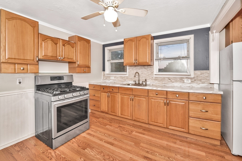 1877 Hyde Park Ave. - Hyde Park