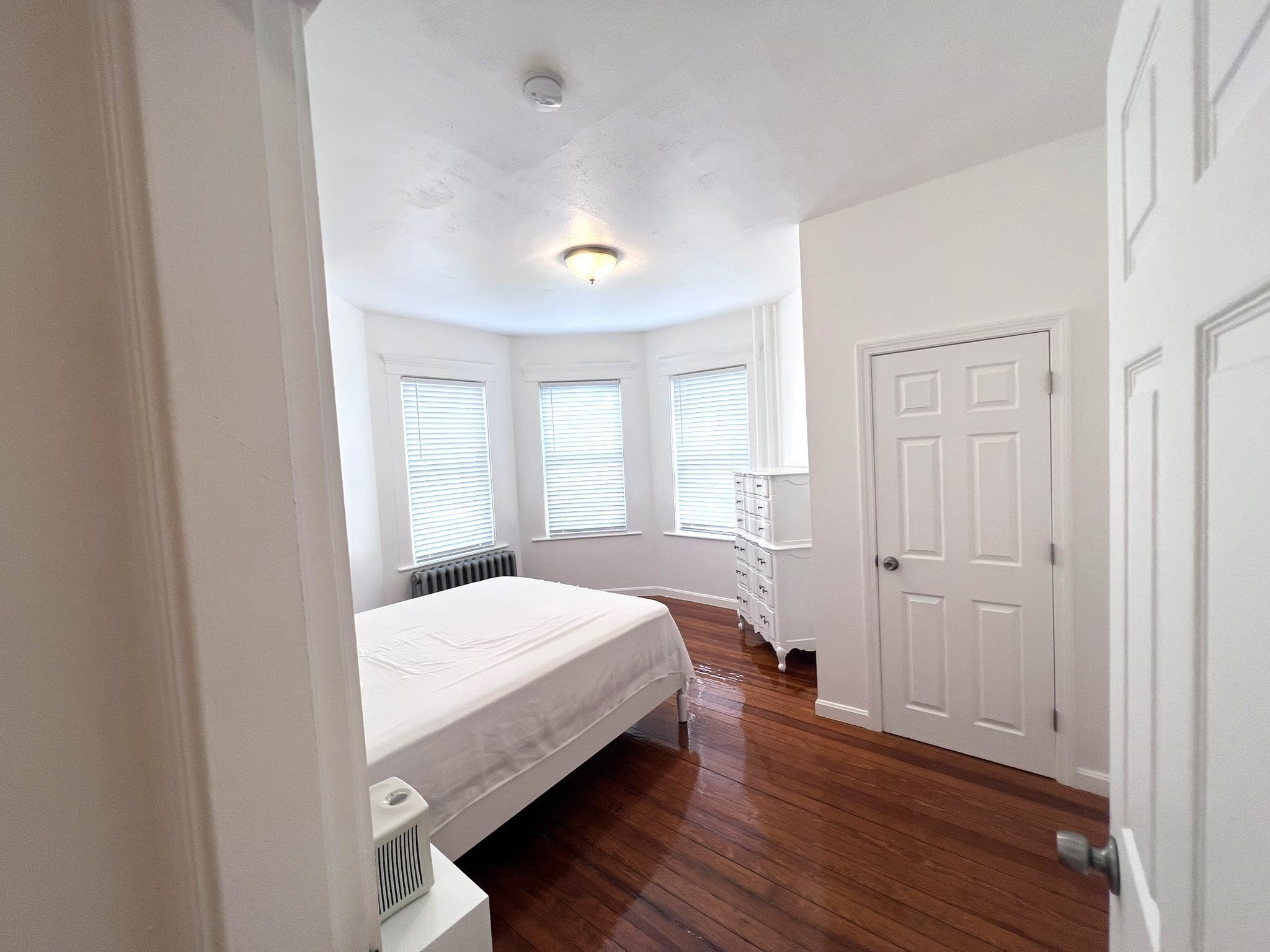199 Brunswick - Roxbury