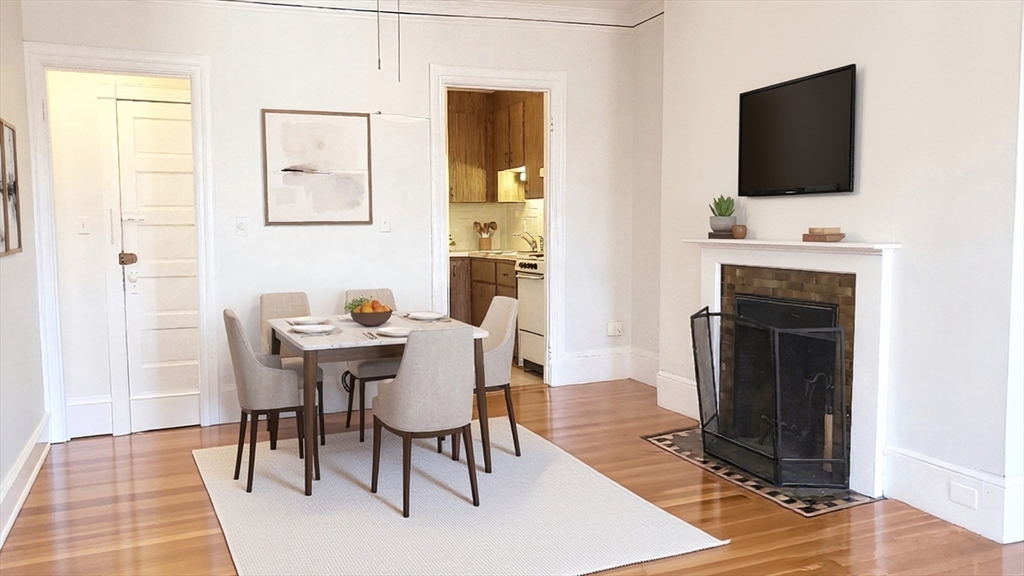 924 Beacon St. - Fenway