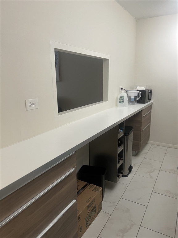 6 Whittier Pl. - West End