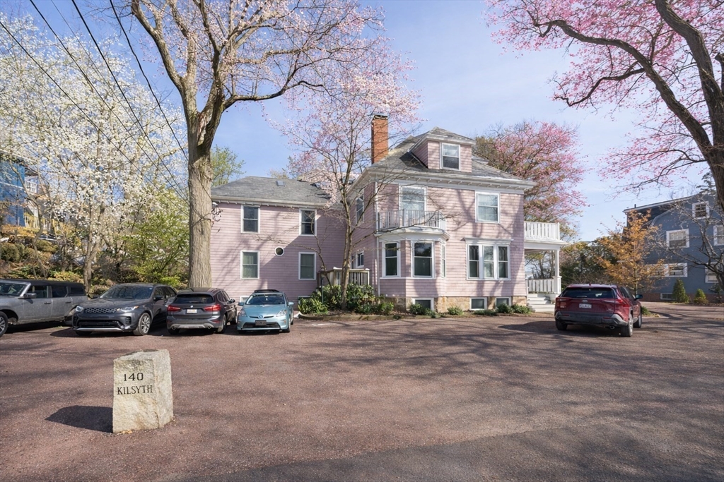 140 Kilsyth - Brighton
