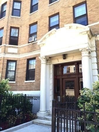 60 Queensberry - Fenway