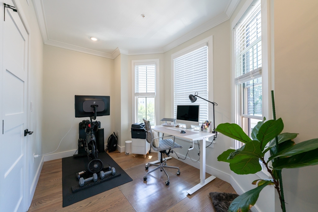 464 Sumner - East Boston