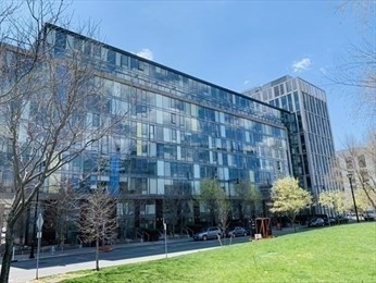 2 Earhart - East Cambridge