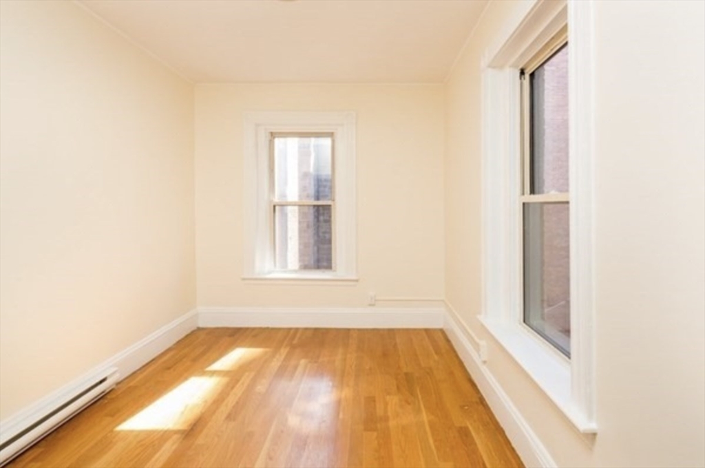 154 Newbury St. - Back Bay