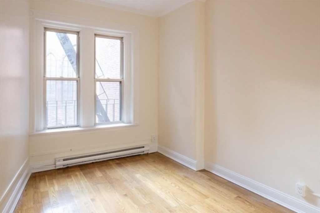 154 Newbury St. - Back Bay