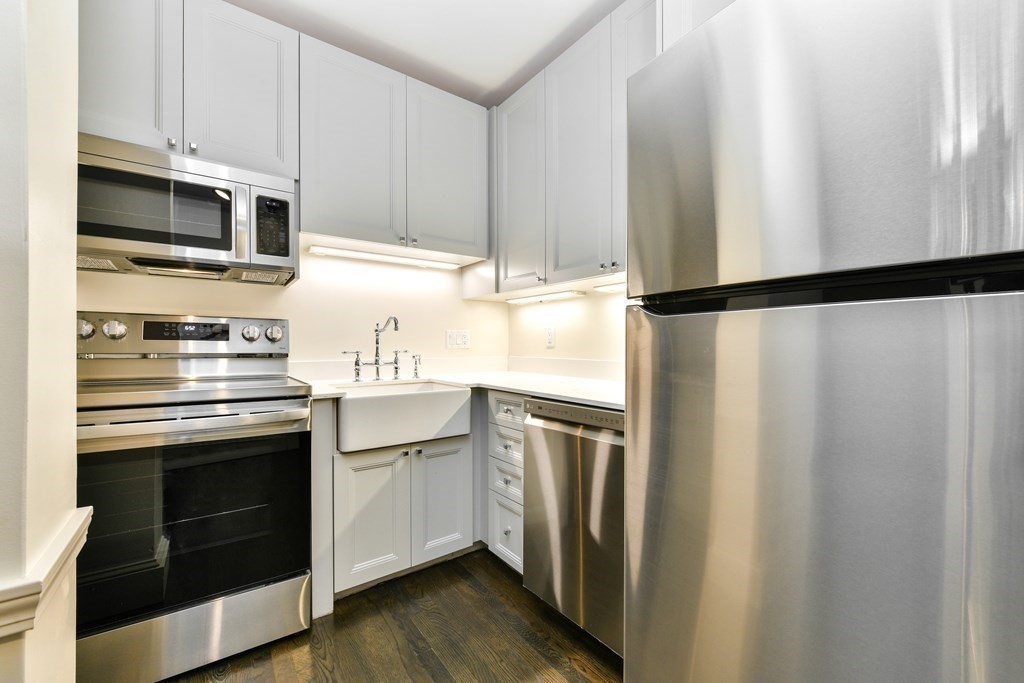 9 Dana St. - Harvard Square