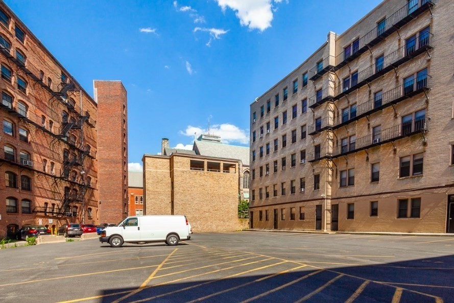 1111 Boylston - Fenway