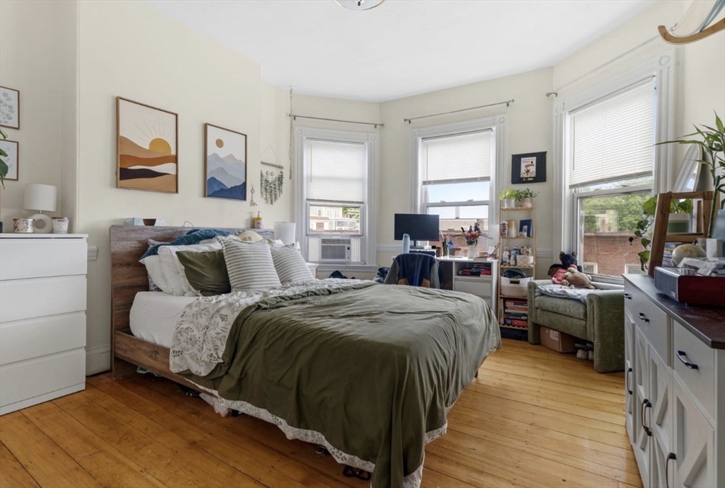 861 Dorchester Ave. - Dorchester