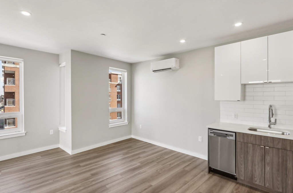 1970 Dorchester Ave. - Dorchester