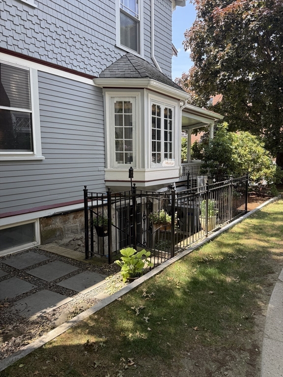 97 Sewall - Coolidge Corner