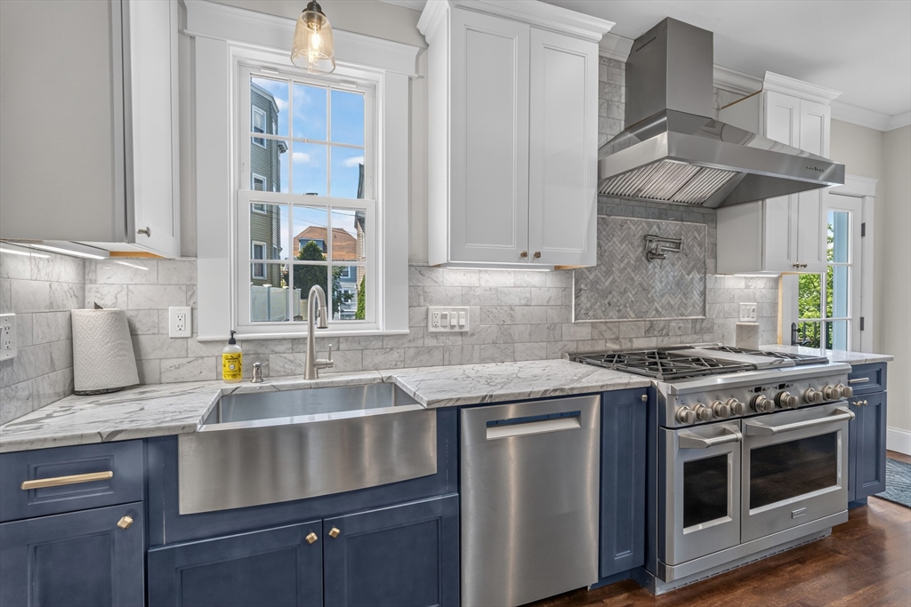 9 South Munroe Terr - Dorchester
