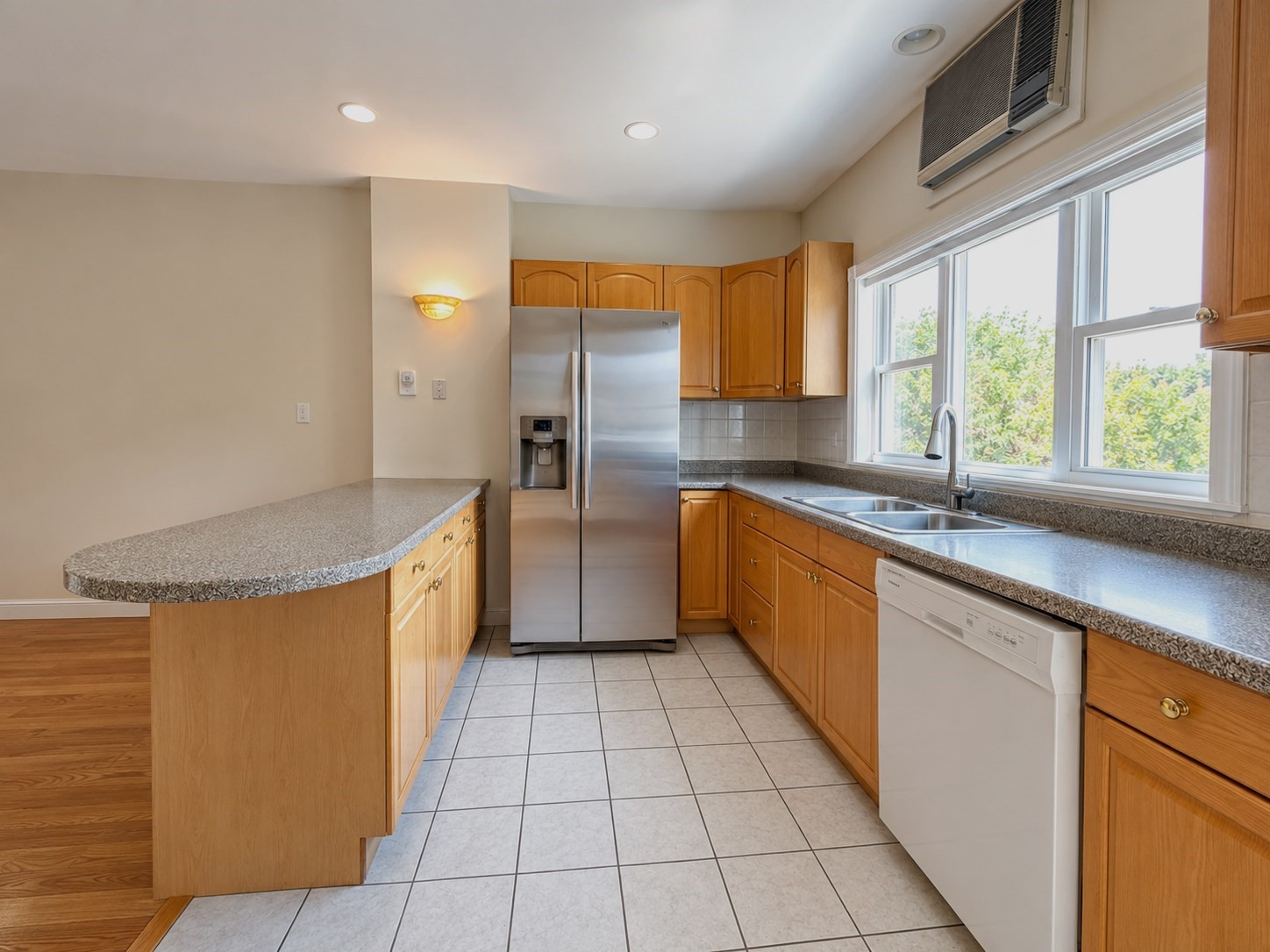 414 Western - Brighton