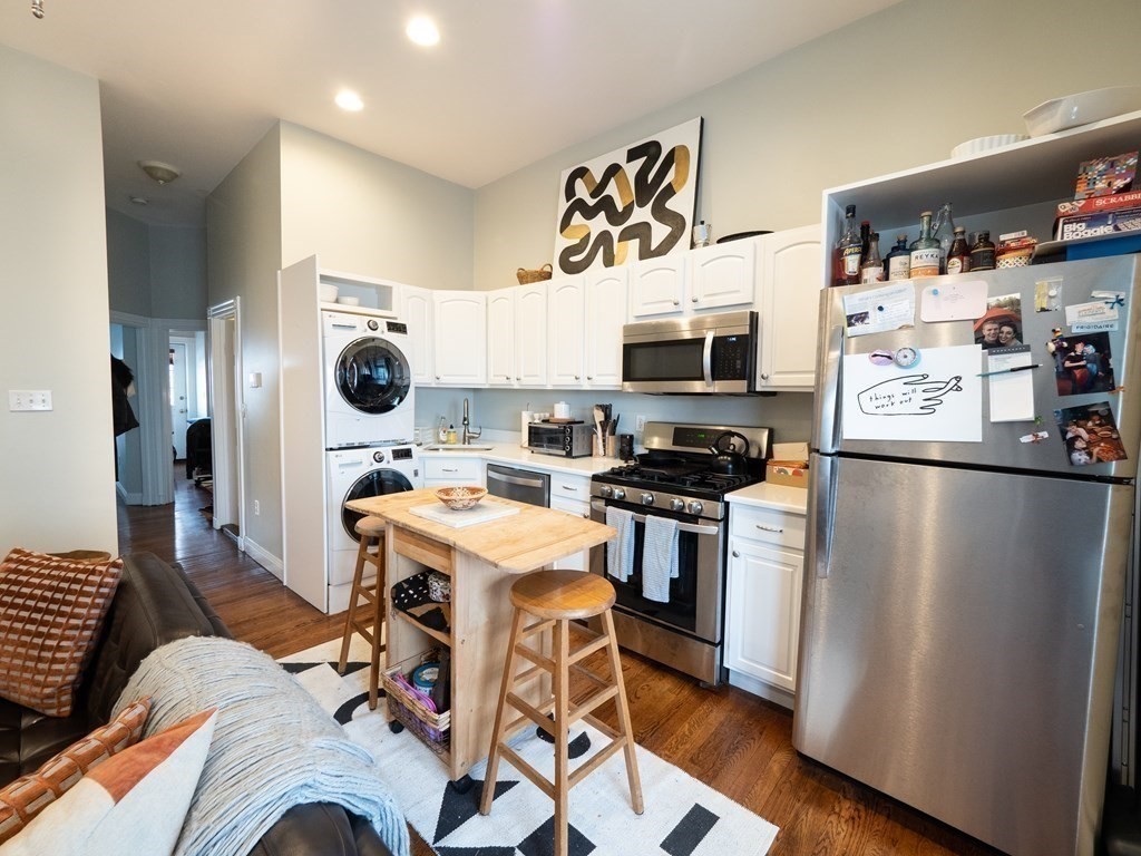 25 Fort Ave. - Roxbury