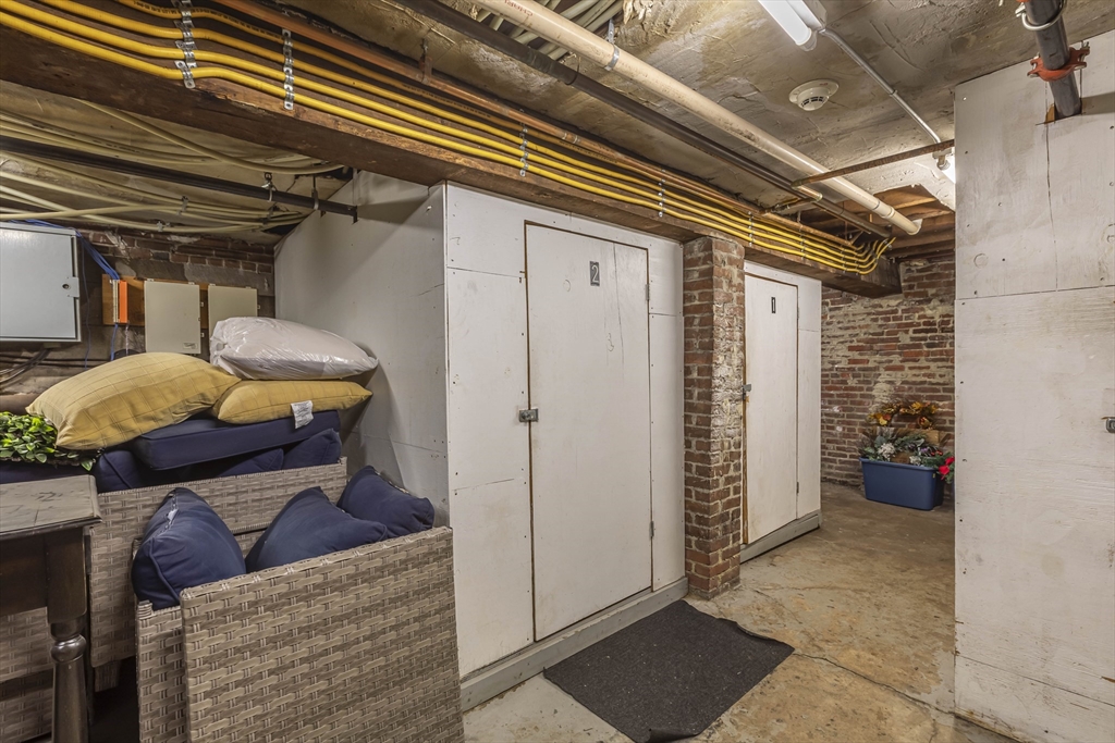 52 Cooper St. - North End