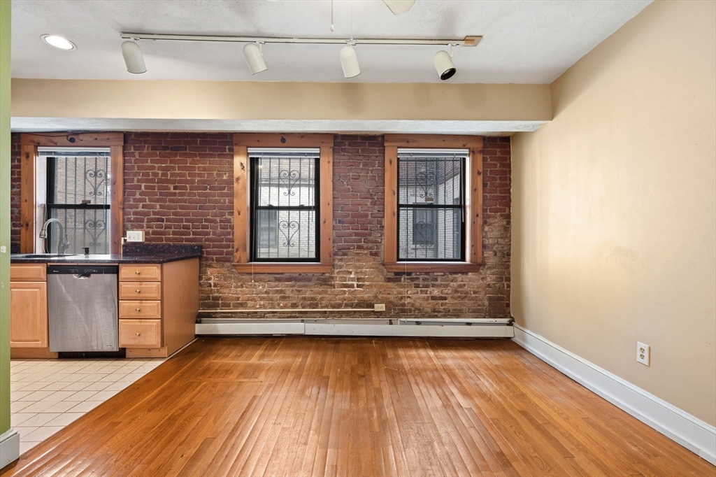 111 Jersey St. - Fenway