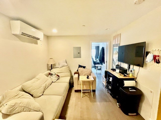 3 Stillman Pl. - North End