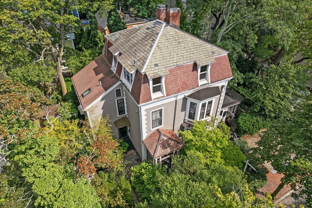 32 Hawthorn St. - Harvard Square