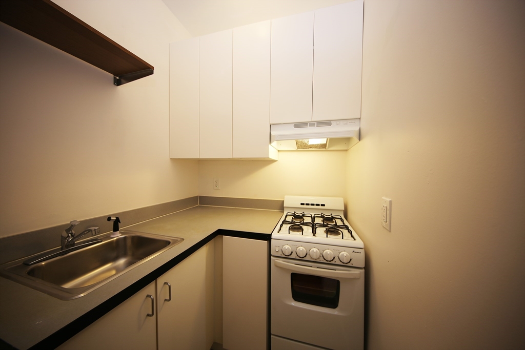 39 Hemenway St. - Back Bay