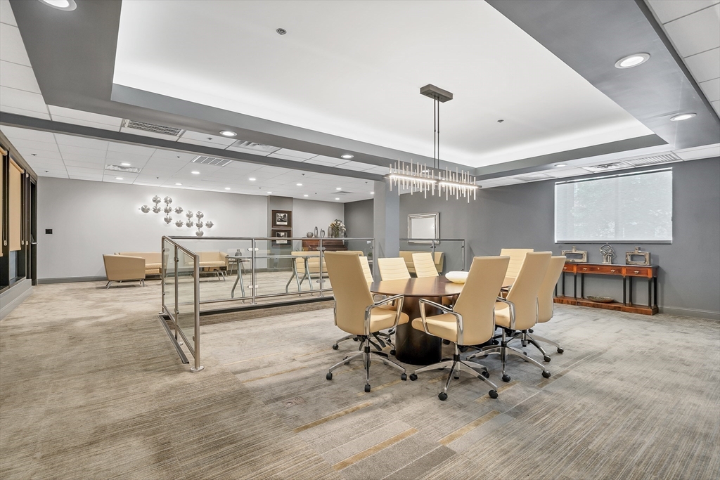 357 Commercial St. - North End