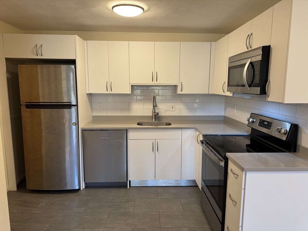 39 Englewood Ave. - Brighton