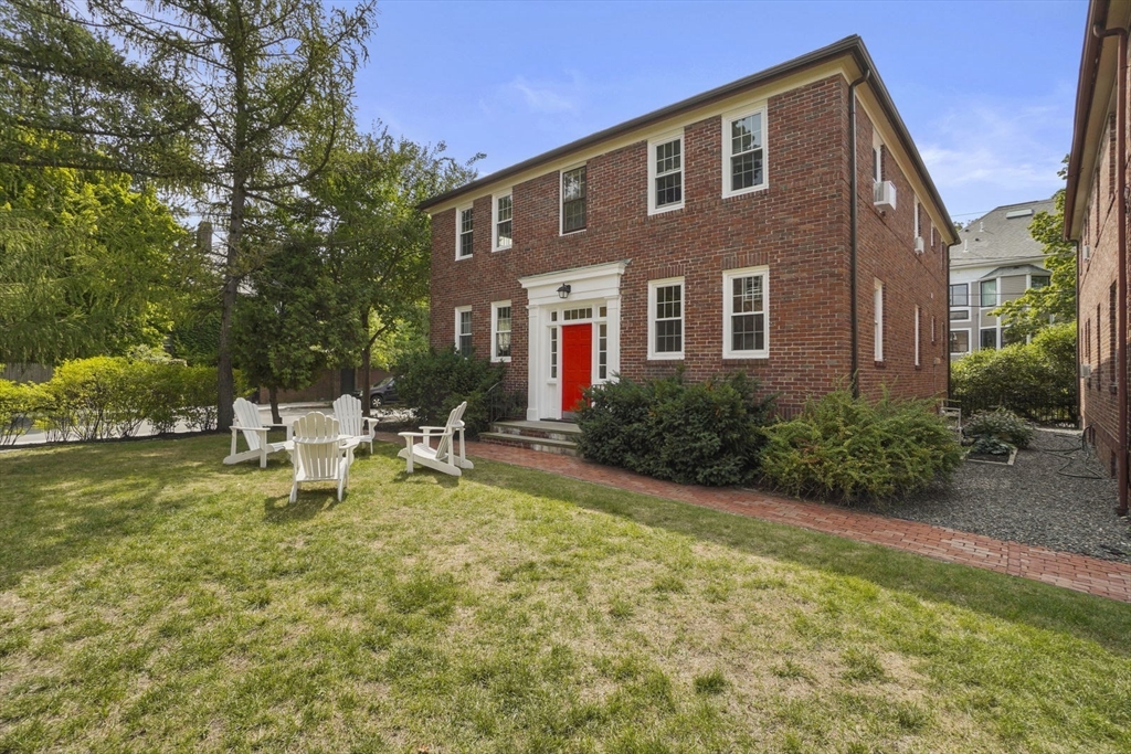 1 Garden Ct. - Cambridge