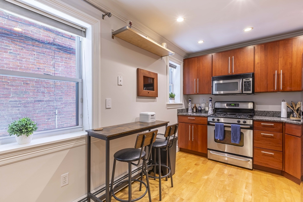 52 Cooper St. - North End