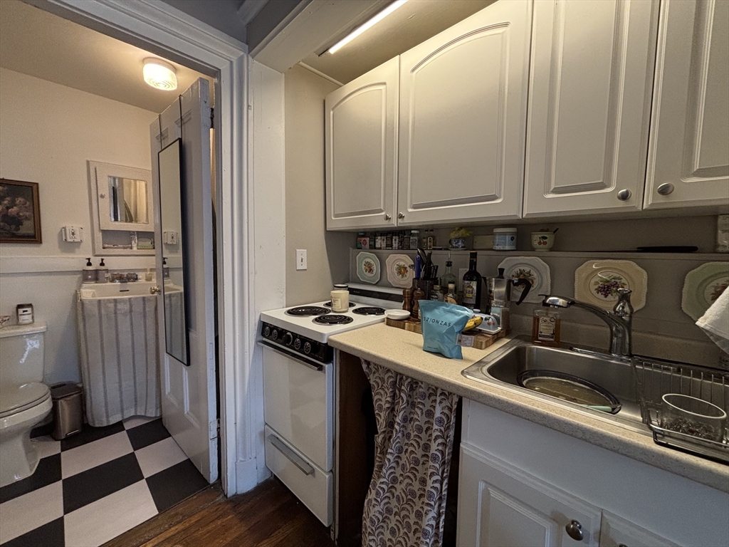 98 Charles St. - Beacon Hill