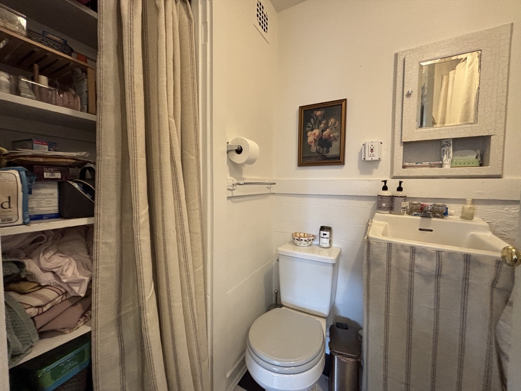98 Charles St. - Beacon Hill