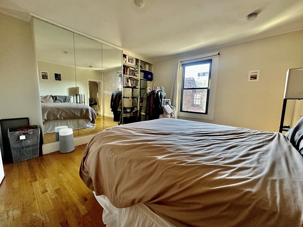 34 Gloucester - Back Bay