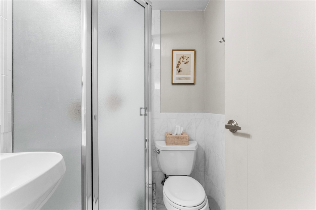 1600 Beacon - Coolidge Corner