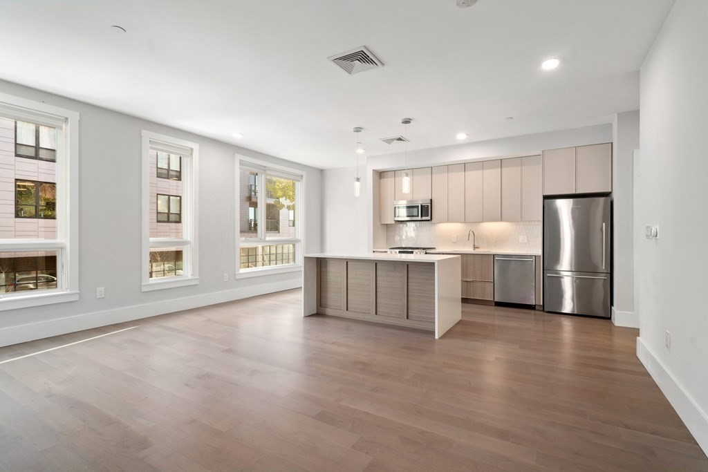 3193 Washington St. - Jamaica Plain