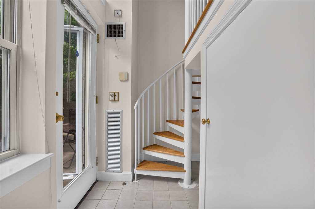 150 Staniford St. - West End