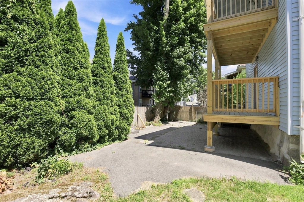 23-25 Suncrest Rd. - Hyde Park