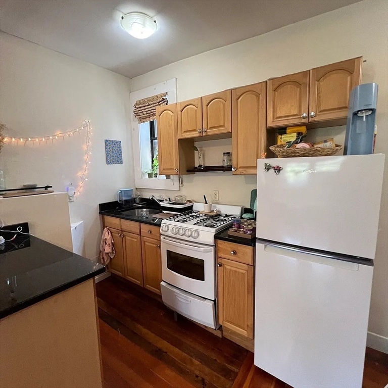 65 Burbank St. - Fenway