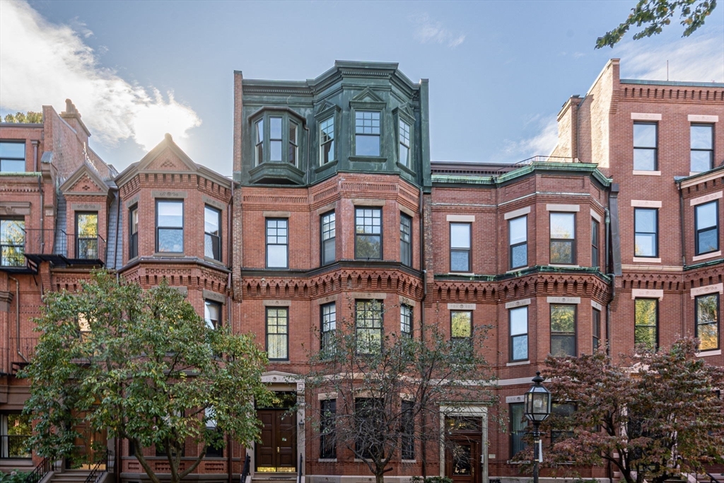 216 Commonwealth Ave. - Back Bay
