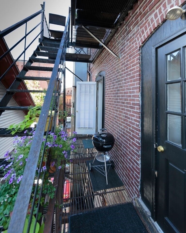 7 Harvard Sq. - Brookline Village