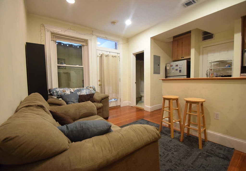 191 Winthrop Rd. - Coolidge Corner