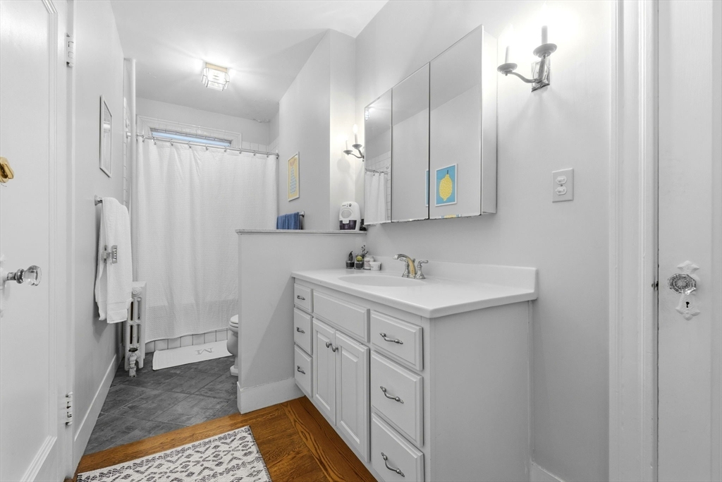 36 Linnaean St. - East Cambridge