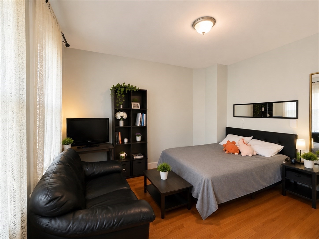 32 Reedsdale - Allston