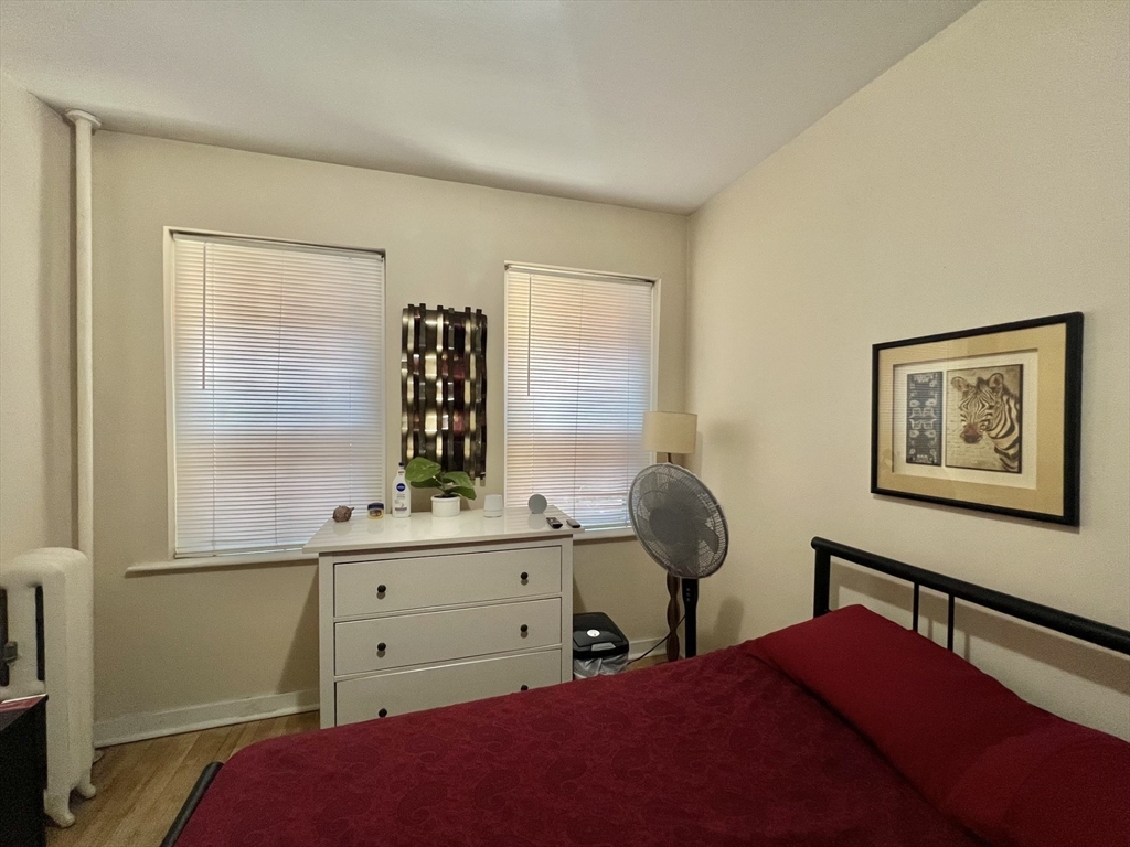 31 Queensberry - Fenway