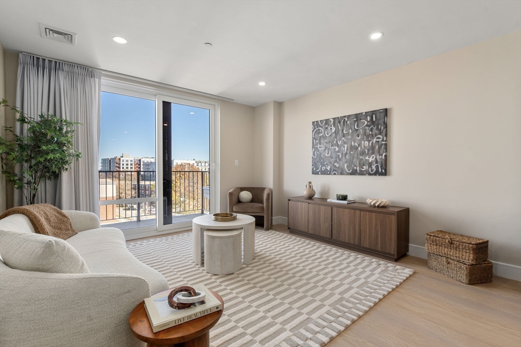 105 Washington - Brighton
