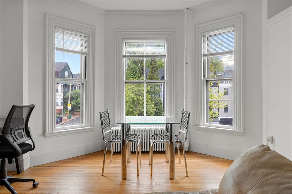 407A Broadway - Harvard Square