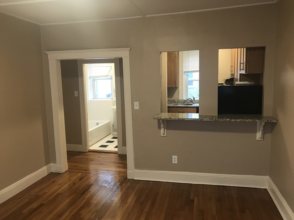 125 Park Dr. - Fenway