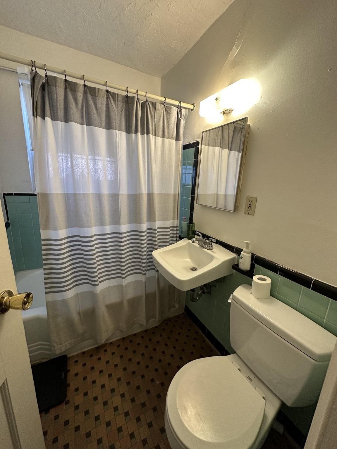 24 Saint Paul St. - Coolidge Corner