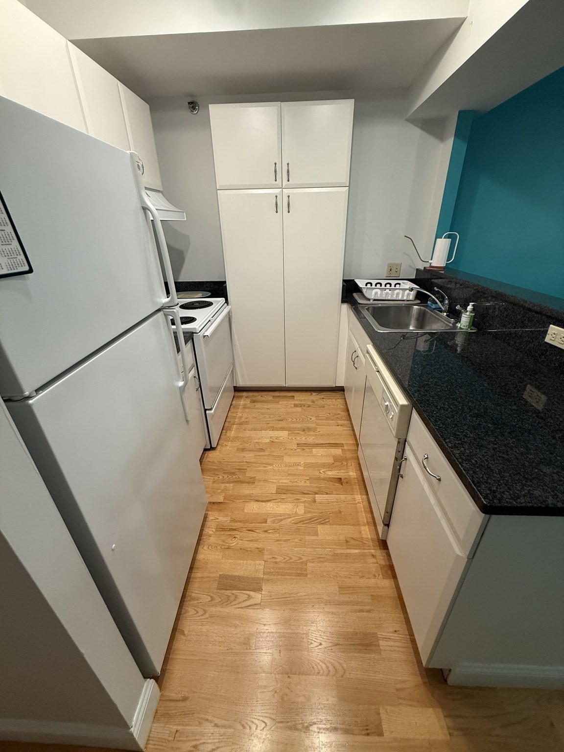 15 River - Beacon Hill