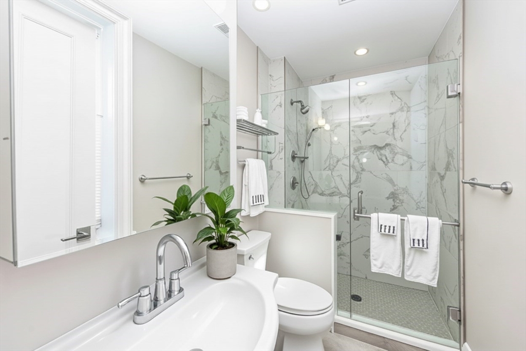 85 Regent St. - Roxbury
