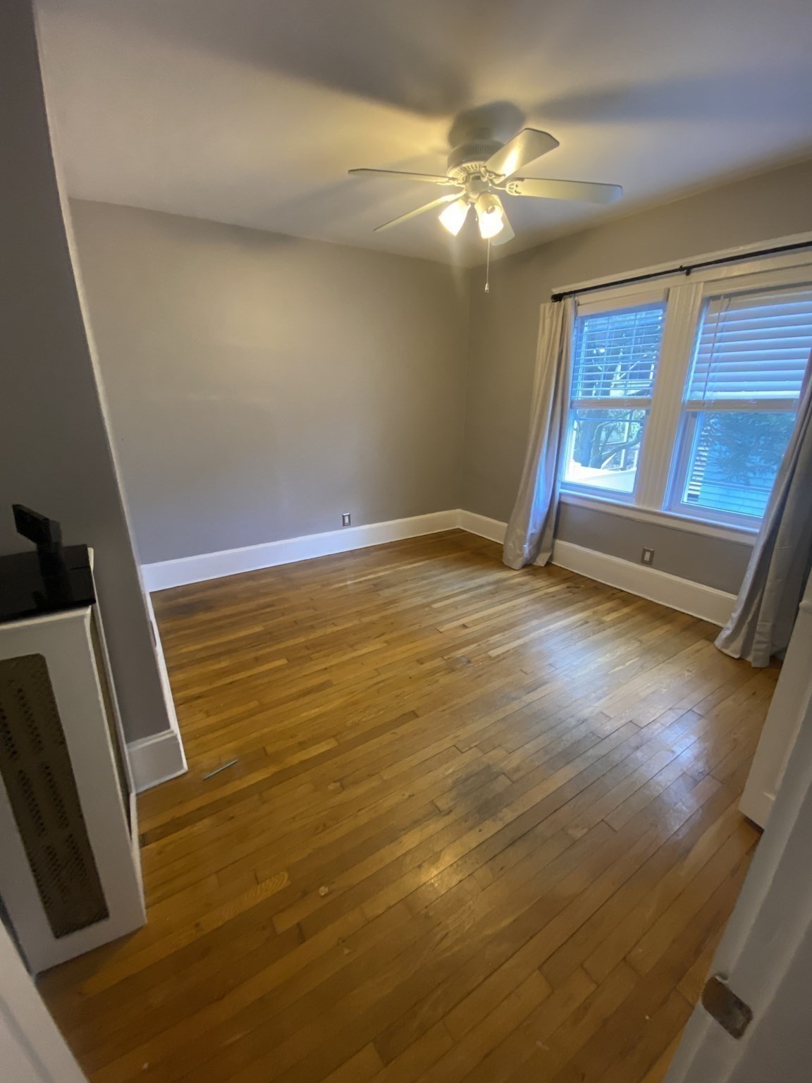 232 Austin - Hyde Park