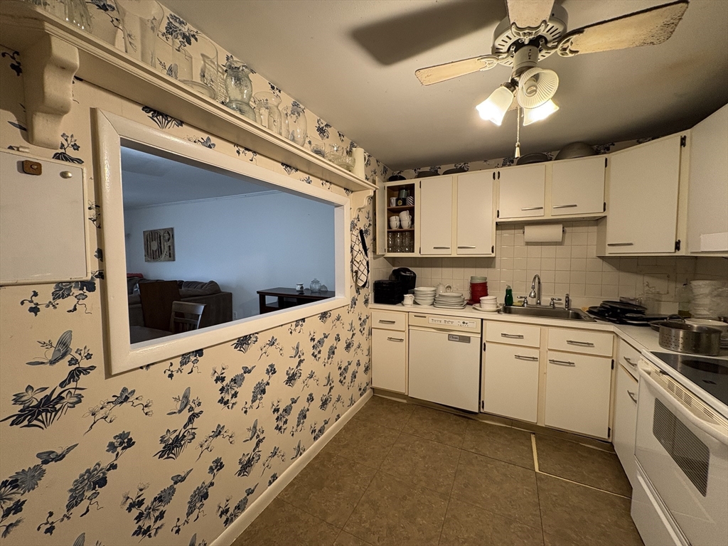 121 Tremont St. - Brighton
