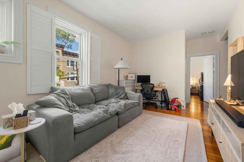 109 Winchester - Coolidge Corner